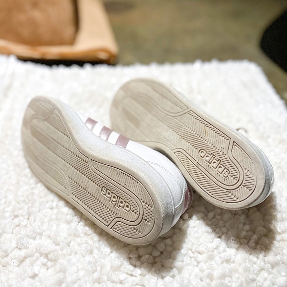 euc Adidas Grand Court leather sneakers 6 - Picture 5 of 5